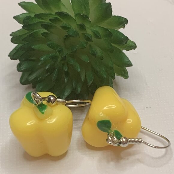 Green Pepper Earring, Funny Food Earring, Gift Idea, Food Jewelry, Chef … - Picture 3 of 8